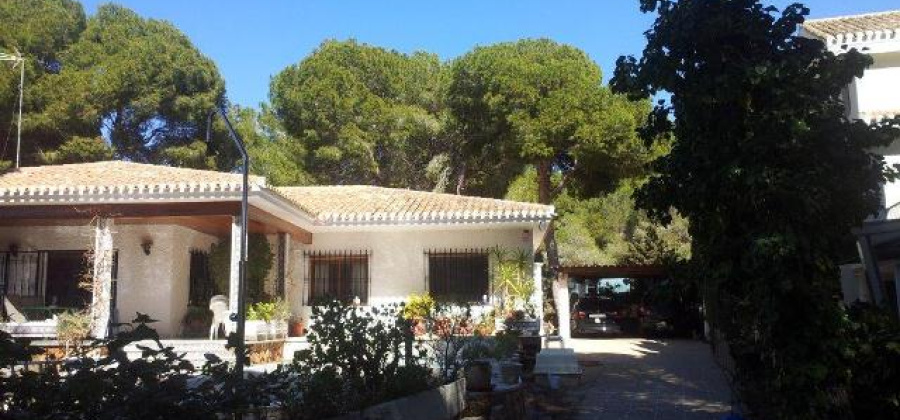 Campoamor, Alicante, 6 Bedrooms Bedrooms, ,4 BathroomsBathrooms,Villa,Resale,0,149512210477666880