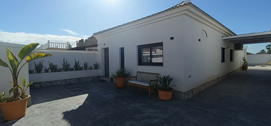 El Chaparral, Alicante, 3 Bedrooms Bedrooms, ,2 BathroomsBathrooms,Villa,Resale,0,202005219051244128