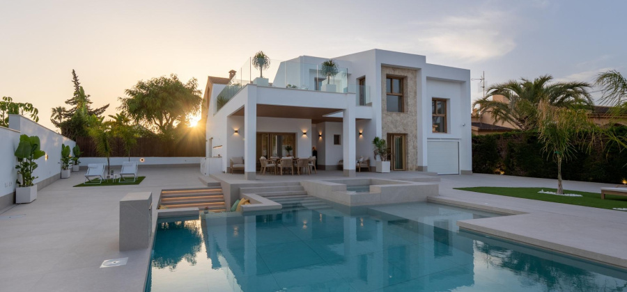 Orihuela Costa, Alicante, 4 Bedrooms Bedrooms, ,5 BathroomsBathrooms,Villa,New,0,209559160565413280