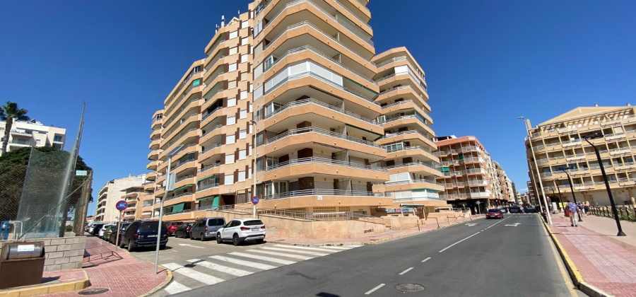 La Mata, Alicante, 3 Bedrooms Bedrooms, ,1 BathroomBathrooms,Apartment,Resale,0,291685147760052864