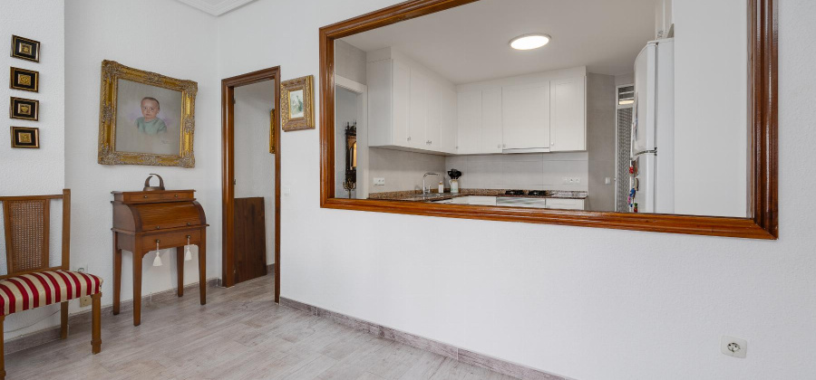 Torrevieja, Alicante, 4 Bedrooms Bedrooms, ,2 BathroomsBathrooms,Apartment,Resale,0,328216280600410560