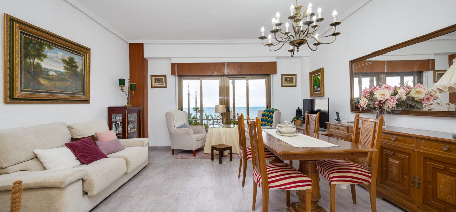 Torrevieja, Alicante, 4 Bedrooms Bedrooms, ,2 BathroomsBathrooms,Apartment,Resale,0,328216280600410560