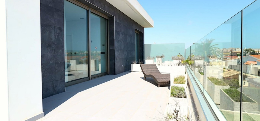 Torrevieja, Alicante, 3 Bedrooms Bedrooms, ,2 BathroomsBathrooms,Villa,Resale,0,20992483753096288