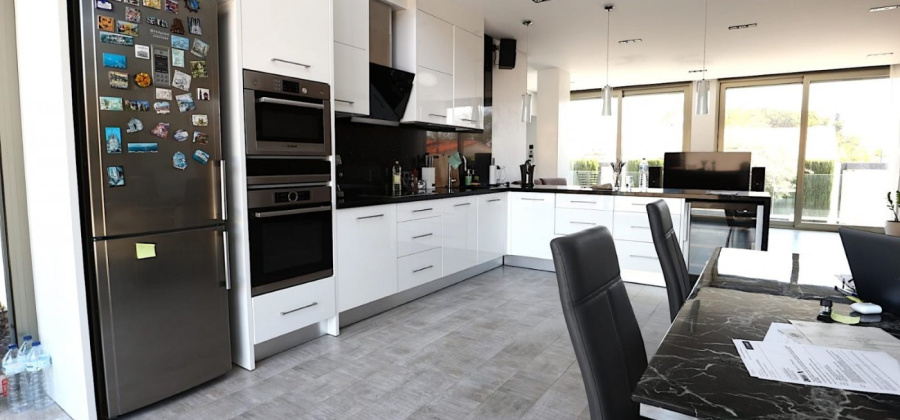 Torrevieja, Alicante, 3 Bedrooms Bedrooms, ,2 BathroomsBathrooms,Villa,Resale,0,20992483753096288