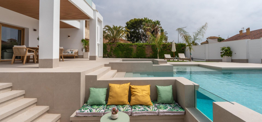 Orihuela Costa, Alicante, 4 Bedrooms Bedrooms, ,5 BathroomsBathrooms,Villa,Resale,0,65945350097038224