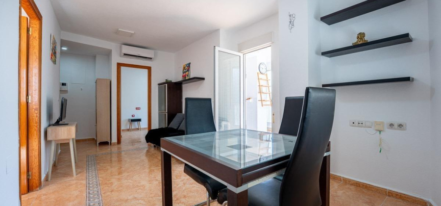 Torrevieja, Alicante, 2 Bedrooms Bedrooms, ,1 BathroomBathrooms,Apartment,Resale,0,75632138112297648