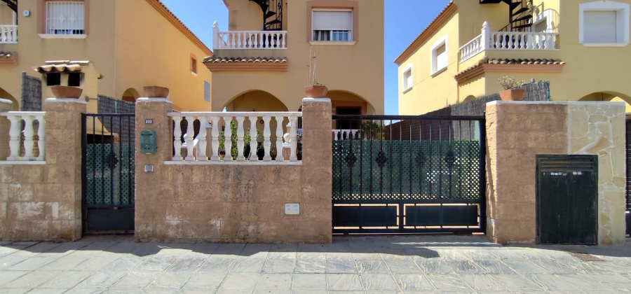 Torrevieja, Alicante, 3 Bedrooms Bedrooms, ,2 BathroomsBathrooms,Villa,Resale,0,75632245470098560