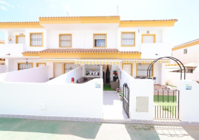 Pilar de la Horadada, Alicante, 2 Bedrooms Bedrooms, ,2 BathroomsBathrooms,Townhouse,Resale,0,209924100404668256