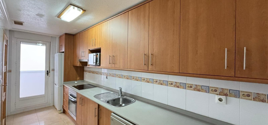Torrevieja, Alicante, 3 Bedrooms Bedrooms, ,2 BathroomsBathrooms,Apartment,Resale,0,75632227773167424