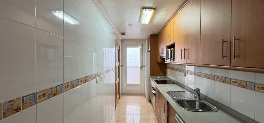 Torrevieja, Alicante, 3 Bedrooms Bedrooms, ,2 BathroomsBathrooms,Apartment,Resale,0,75632227773167424