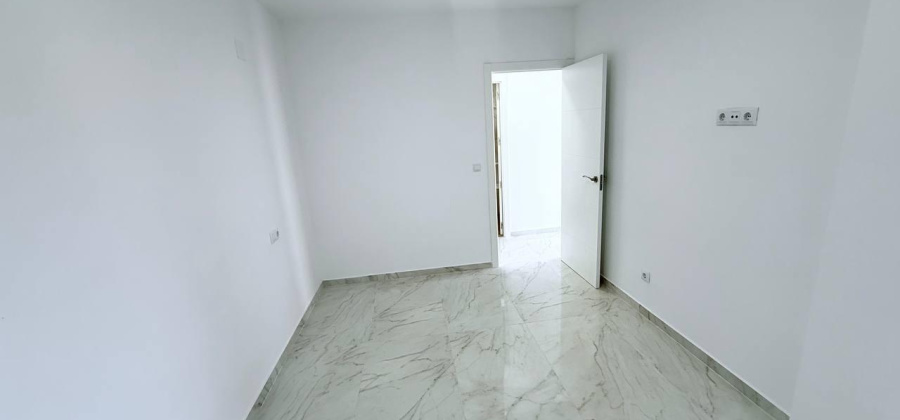 Torrevieja, Alicante, 2 Bedrooms Bedrooms, ,1 BathroomBathrooms,Apartment,Resale,0,75632554749634000
