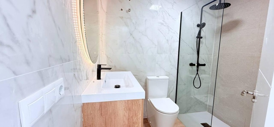 Torrevieja, Alicante, 2 Bedrooms Bedrooms, ,1 BathroomBathrooms,Apartment,Resale,0,75632554749634000