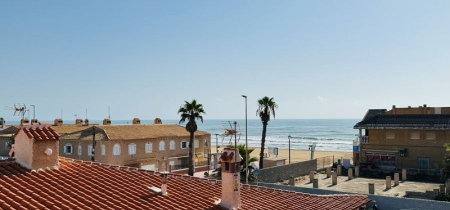 La Mata, Alicante, 3 Bedrooms Bedrooms, ,2 BathroomsBathrooms,Townhouse,Resale,0,291685172950377600