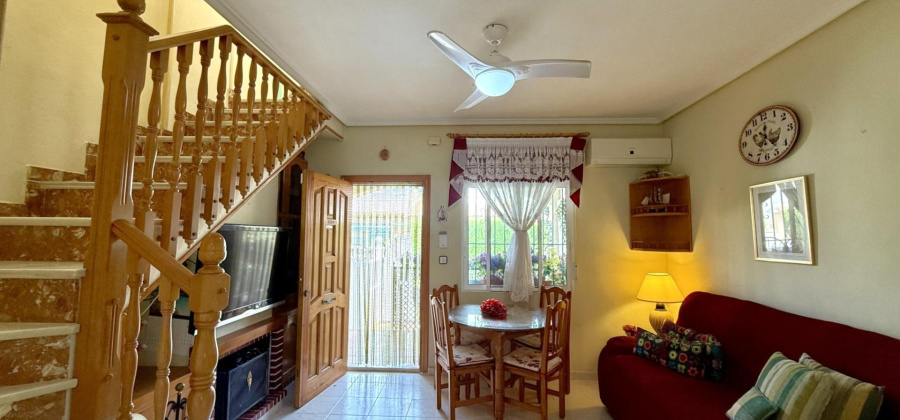 Orihuela Costa, Alicante, 3 Bedrooms Bedrooms, ,1 BathroomBathrooms,Villa,Resale,0,75632221621217136