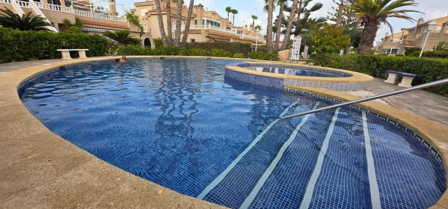 Orihuela Costa, Alicante, 2 Bedrooms Bedrooms, ,1 BathroomBathrooms,Bungalow,Resale,0,75632173533586256