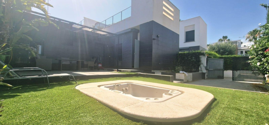 Algorfa, Alicante, 2 Bedrooms Bedrooms, ,2 BathroomsBathrooms,Villa,Resale,0,75632280875804608