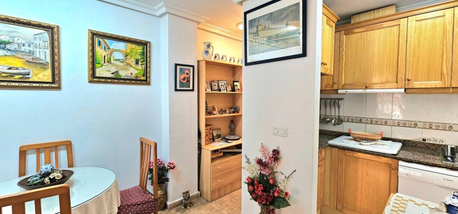Torrevieja, Alicante, 2 Bedrooms Bedrooms, ,1 BathroomBathrooms,Apartment,Resale,0,75632159872420432