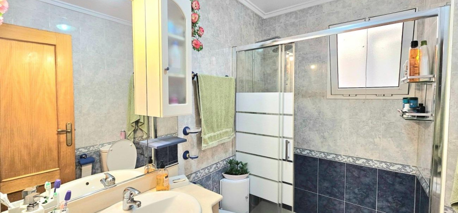 Torrevieja, Alicante, 2 Bedrooms Bedrooms, ,1 BathroomBathrooms,Apartment,Resale,0,75632159872420432