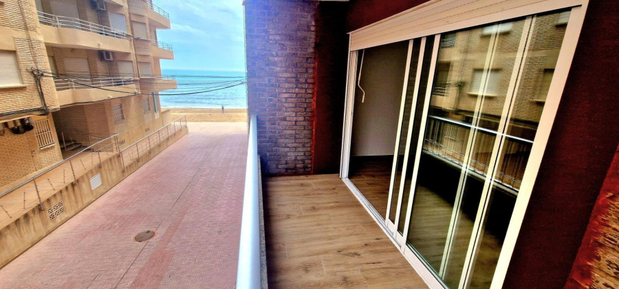 Torrevieja, Alicante, 3 Bedrooms Bedrooms, ,2 BathroomsBathrooms,Apartment,Resale,0,75632137444449216
