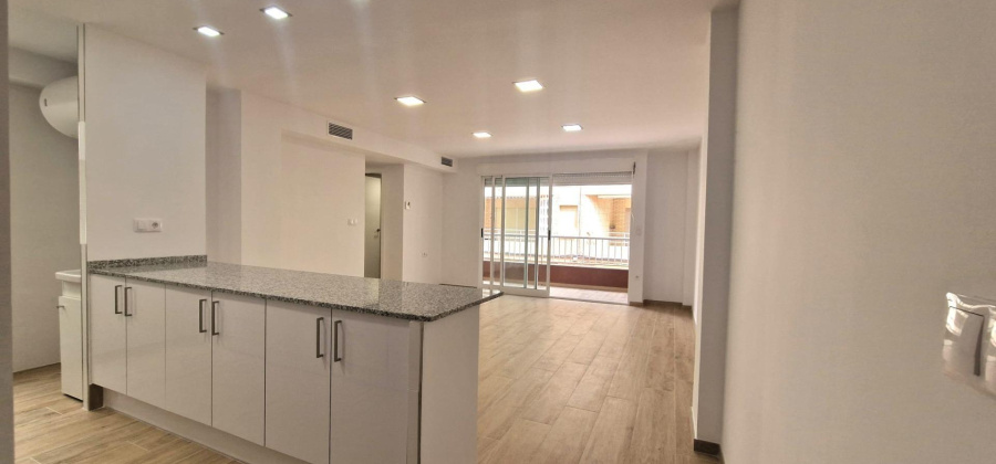 Torrevieja, Alicante, 3 Bedrooms Bedrooms, ,2 BathroomsBathrooms,Apartment,Resale,0,75632137444449216