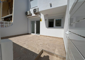 Torrevieja, Alicante, 3 Bedrooms Bedrooms, ,2 BathroomsBathrooms,Townhouse,Resale,0,75632217221057392