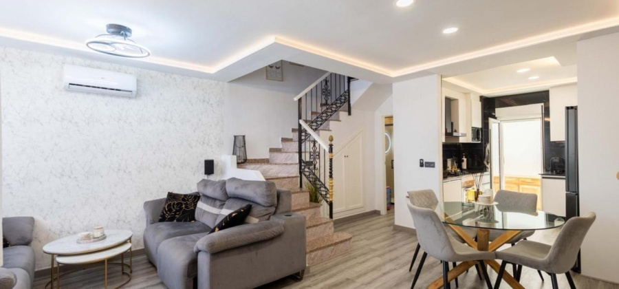 Orihuela Costa, Alicante, 3 Bedrooms Bedrooms, ,2 BathroomsBathrooms,Villa,Resale,0,75632171939183424
