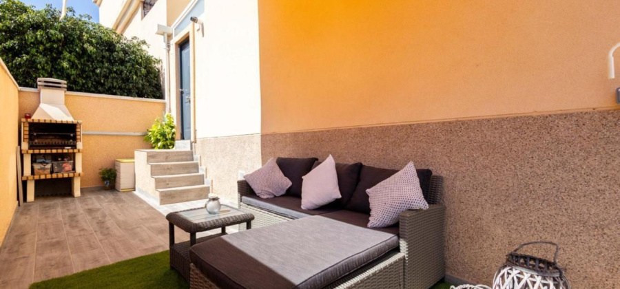 Orihuela Costa, Alicante, 3 Bedrooms Bedrooms, ,2 BathroomsBathrooms,Villa,Resale,0,75632171939183424
