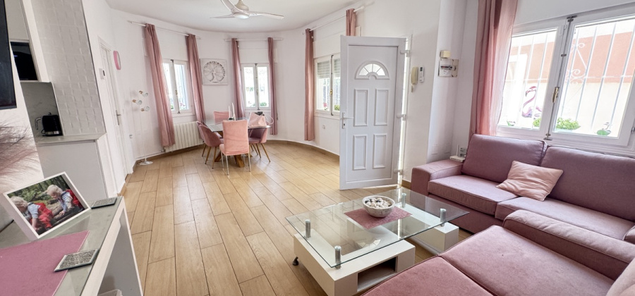 La Florida, Alicante, 5 Bedrooms Bedrooms, ,2 BathroomsBathrooms,Villa,Resale,0,103186206823213664