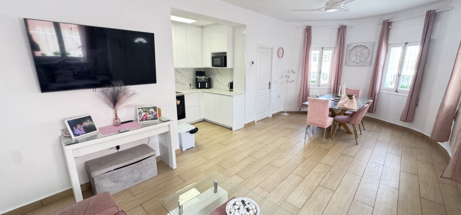 La Florida, Alicante, 5 Bedrooms Bedrooms, ,2 BathroomsBathrooms,Villa,Resale,0,103186206823213664