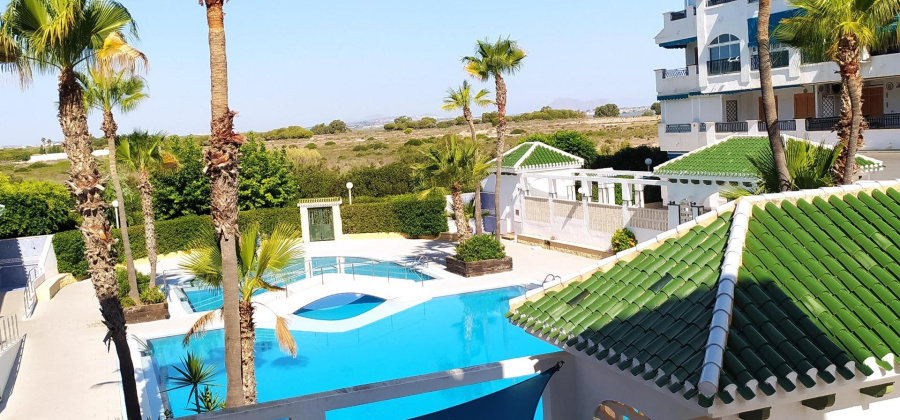 Torrevieja, Alicante, 2 Bedrooms Bedrooms, ,1 BathroomBathrooms,Apartment,Resale,0,75632139592046928
