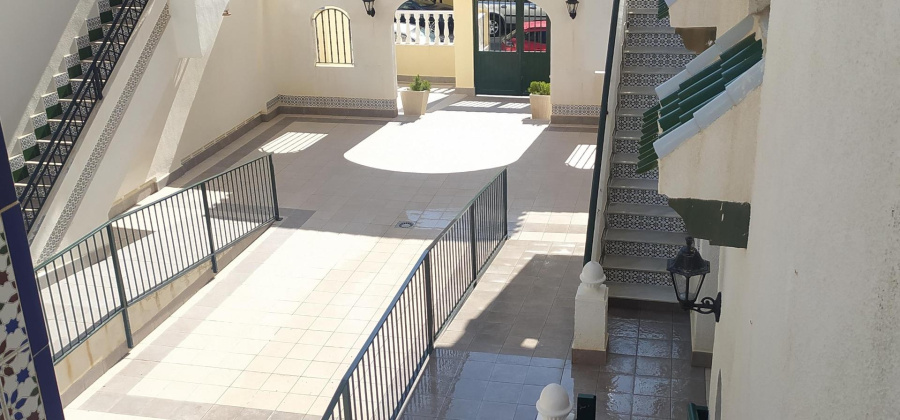 Torrevieja, Alicante, 2 Bedrooms Bedrooms, ,1 BathroomBathrooms,Apartment,Resale,0,75632139592046928