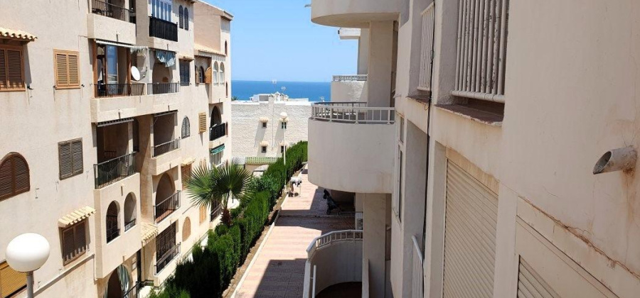 Torrevieja, Alicante, 2 Bedrooms Bedrooms, ,1 BathroomBathrooms,Apartment,Resale,0,75632644381559408