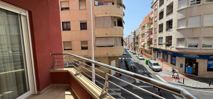 Torrevieja, Alicante, 2 Bedrooms Bedrooms, ,1 BathroomBathrooms,Apartment,Resale,0,209924107498926752