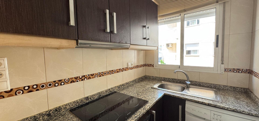 Torrevieja, Alicante, 2 Bedrooms Bedrooms, ,1 BathroomBathrooms,Apartment,Resale,0,209924107498926752