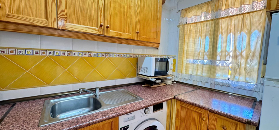 Torrevieja, Alicante, 2 Bedrooms Bedrooms, ,1 BathroomBathrooms,Apartment,Resale,0,209924640910731456