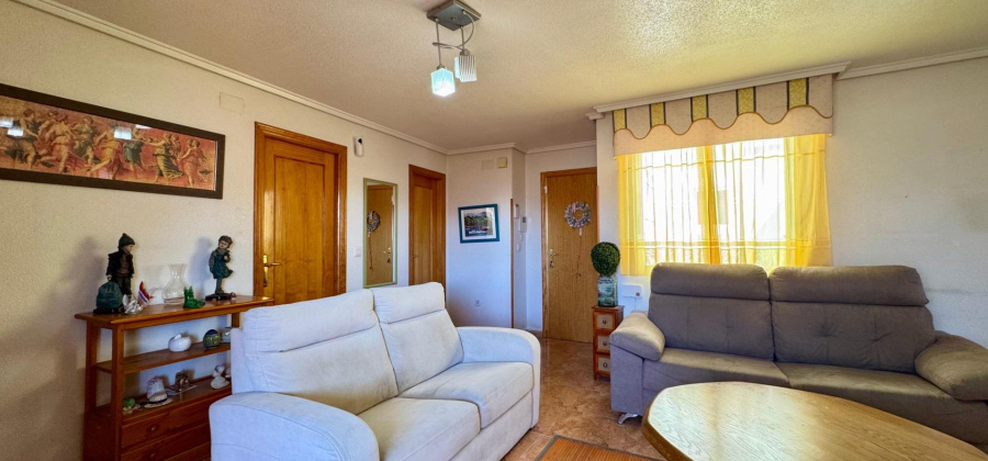 Torrevieja, Alicante, 2 Bedrooms Bedrooms, ,1 BathroomBathrooms,Apartment,Resale,0,209924640910731456