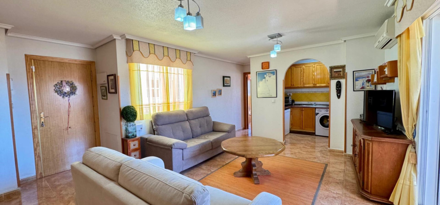 Torrevieja, Alicante, 2 Bedrooms Bedrooms, ,1 BathroomBathrooms,Apartment,Resale,0,209924640910731456