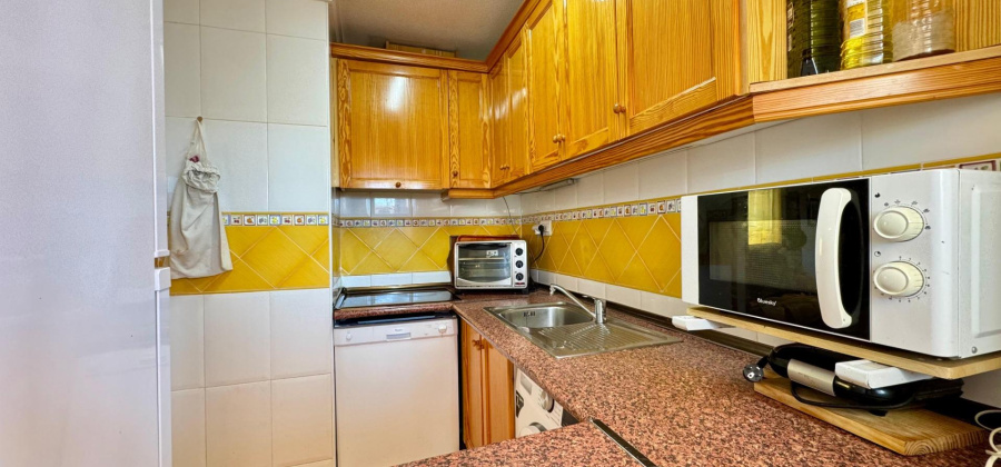 Torrevieja, Alicante, 2 Bedrooms Bedrooms, ,1 BathroomBathrooms,Apartment,Resale,0,209924640910731456