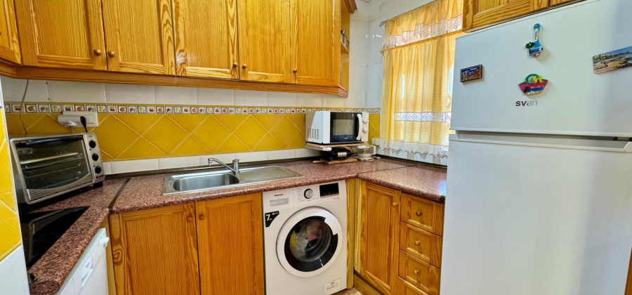 Torrevieja, Alicante, 2 Bedrooms Bedrooms, ,1 BathroomBathrooms,Apartment,Resale,0,209924640910731456