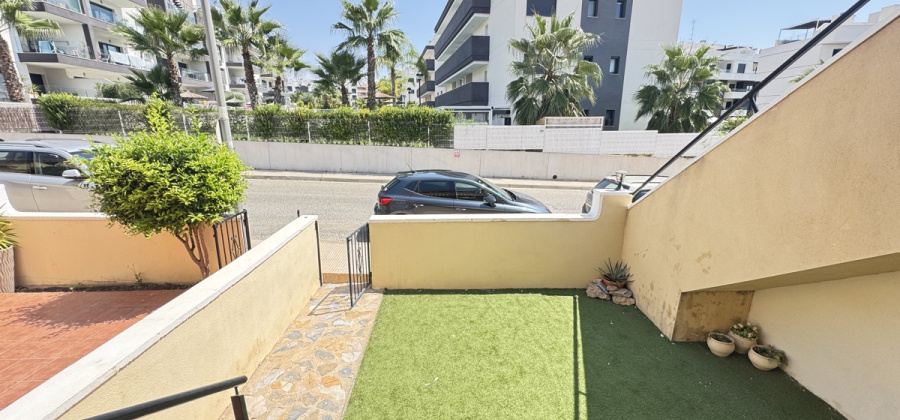 Villamartin, Alicante, 2 Bedrooms Bedrooms, ,1 BathroomBathrooms,Apartment,Resale,0,103186107648034272