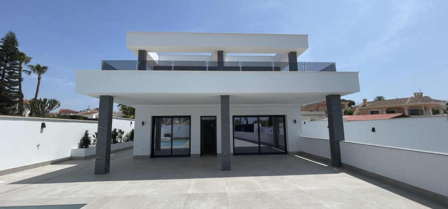 Rojales, Alicante, 3 Bedrooms Bedrooms, ,4 BathroomsBathrooms,Villa,New,0,209559219705473888