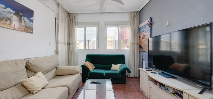 Torrevieja, Alicante, 3 Bedrooms Bedrooms, ,1 BathroomBathrooms,Apartment,Resale,0,75632152341484864