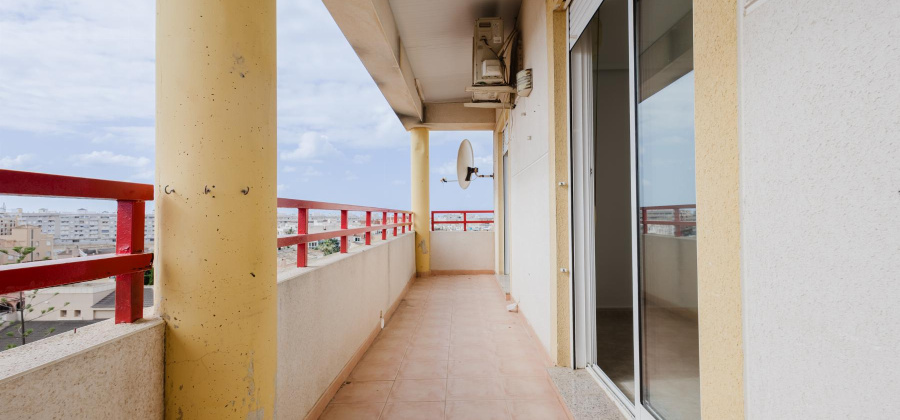Torrevieja, Alicante, 2 Bedrooms Bedrooms, ,1 BathroomBathrooms,Apartment,Resale,0,328216361405451200