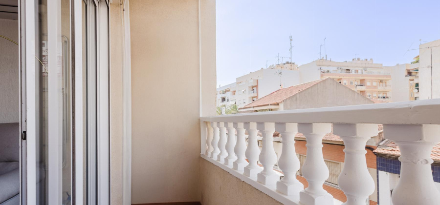 Torrevieja, Alicante, 2 Bedrooms Bedrooms, ,1 BathroomBathrooms,Apartment,Resale,0,328216276056995520