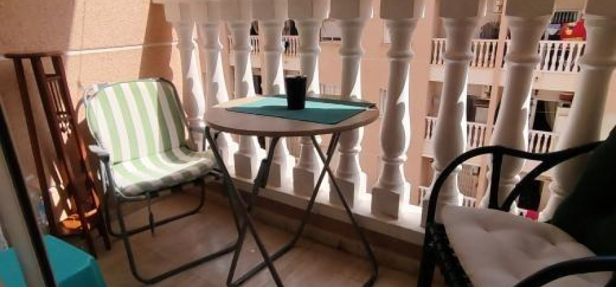 Torrevieja, Alicante, 2 Bedrooms Bedrooms, ,1 BathroomBathrooms,Apartment,Resale,0,75632624136603776
