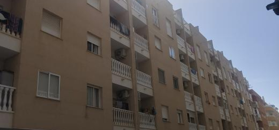 Torrevieja, Alicante, 2 Bedrooms Bedrooms, ,1 BathroomBathrooms,Apartment,Resale,0,75632624136603776