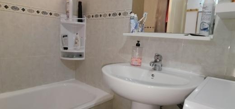 Torrevieja, Alicante, 2 Bedrooms Bedrooms, ,1 BathroomBathrooms,Apartment,Resale,0,75632624136603776