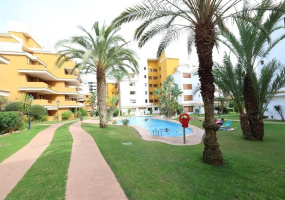 Torrevieja, Alicante, 2 Bedrooms Bedrooms, ,1 BathroomBathrooms,Apartment,Resale,0,209924105045457504