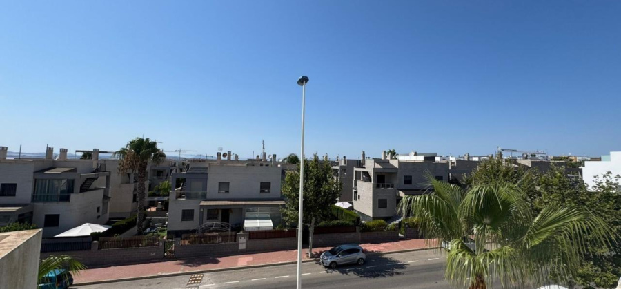 Torrevieja, Alicante, 2 Bedrooms Bedrooms, ,2 BathroomsBathrooms,Villa,Resale,0,7563292738315369