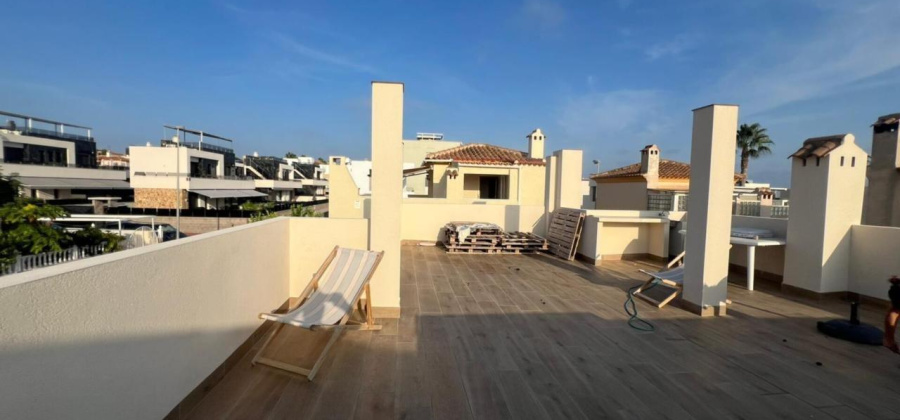 Torrevieja, Alicante, 2 Bedrooms Bedrooms, ,1 BathroomBathrooms,Villa,Resale,0,7563294812349065
